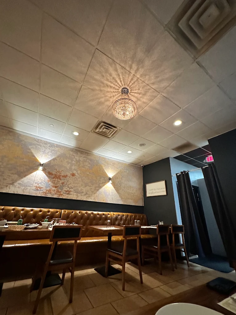 The dining room and bar at HBK